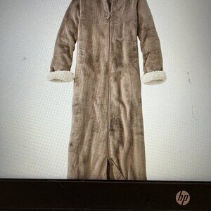 L. L. Bean Women's Wicked Plush Robe, Full-Zip size L